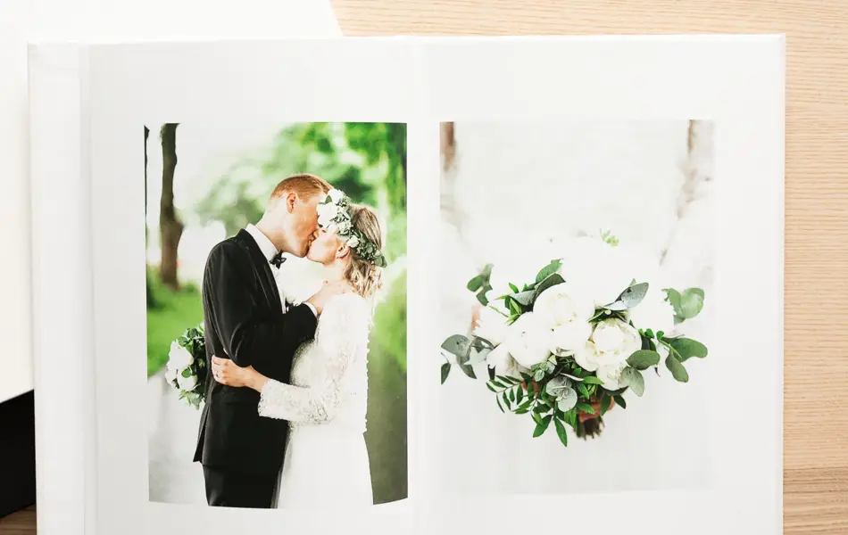 Fotobok med bryllupsbilder