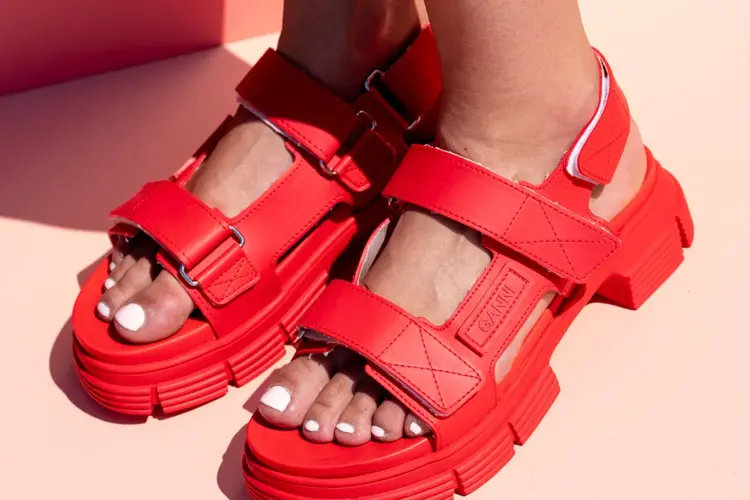Sommerens sandaler fra Ganni