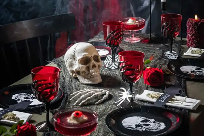 Bord dekorert til halloween