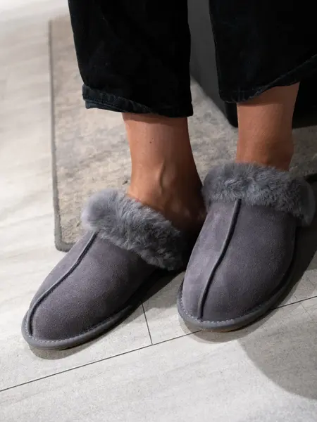 Shoe Gallery Uggs tøfler 1199-1.jpg