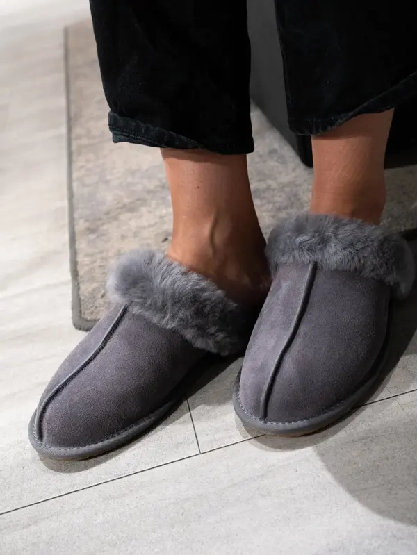 Shoe Gallery Uggs tøfler 1199-1.jpg
