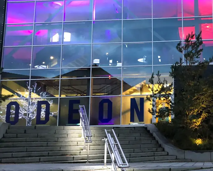 Fasaden på Odeon kino på Sotra