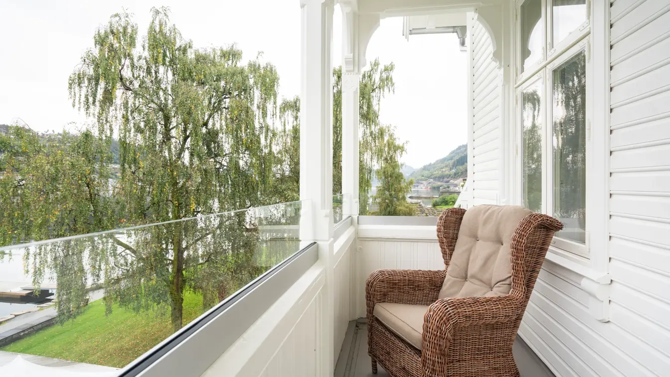 Balkong, stol, utsikt 