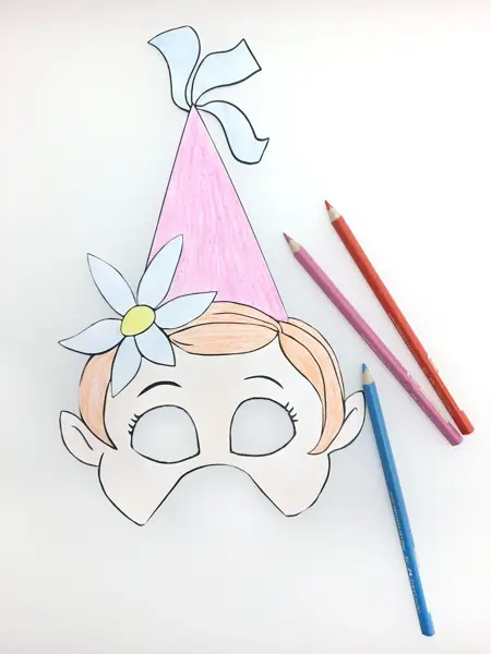 fargelagt amfelia-maske og fargeblyanter