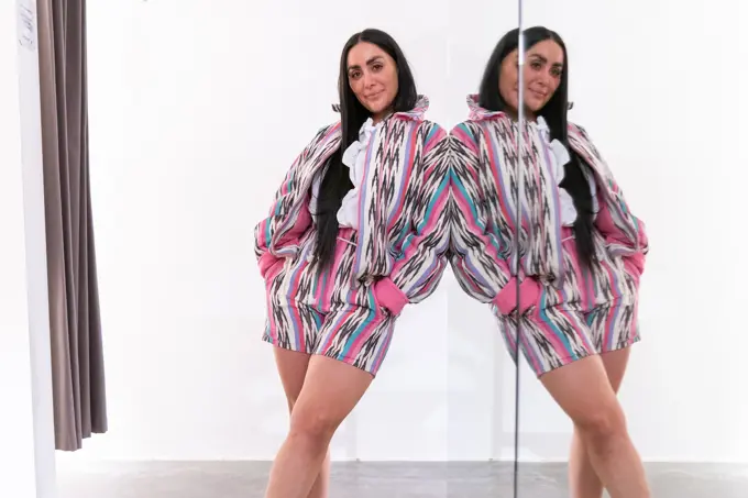 Skulder i fokus, trender på tvillingene Rita og Vanda 