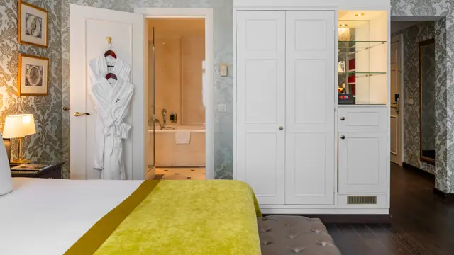 Stanhope_Hotel_Classic_Double
