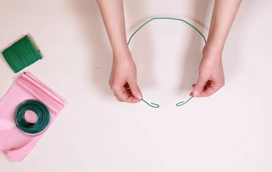 Juster lengden på tråden til hodet.