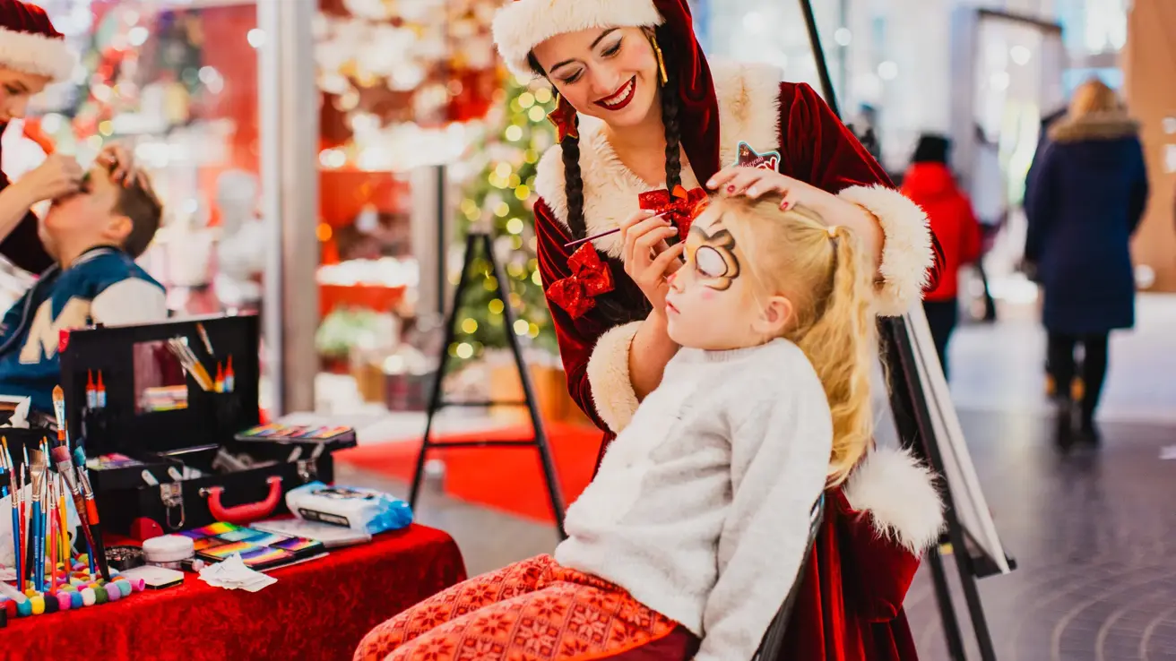 Jul_pa_Aker_Brygge_I_Oslo_VO10082