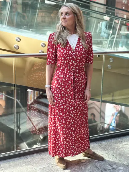 Valør_April_Vårens fineste kjoler_1