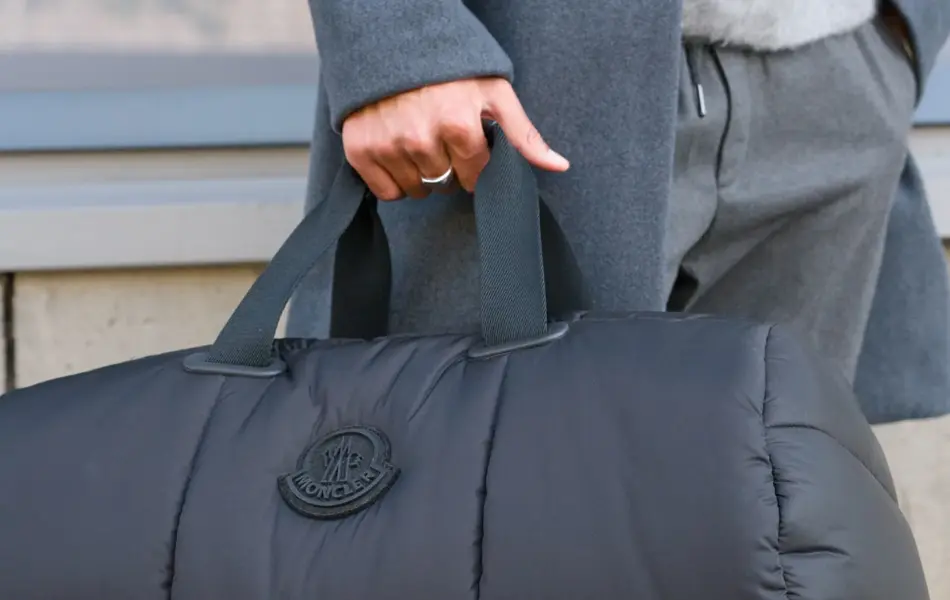 Mann viser høstmote