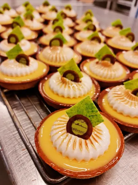 småkaker med topping