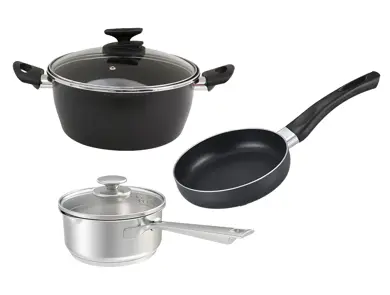 To kjeler og en stekepanne fra Cuisine.