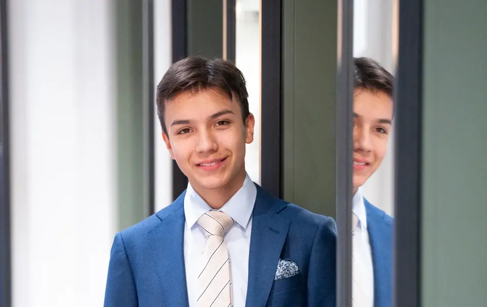 Konfirmasjonsantrekk