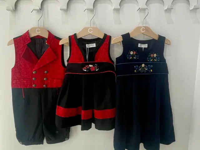 Festdrakter til barn fra Cubus