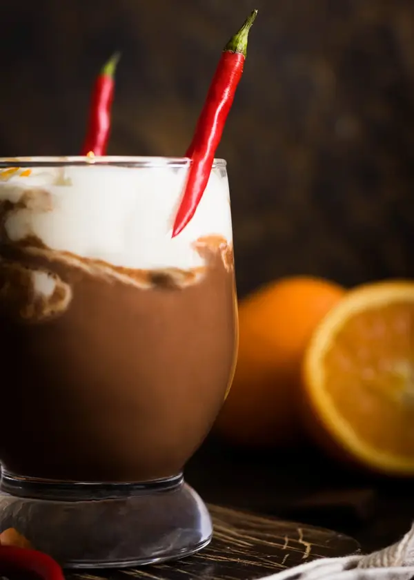 Varm sjokolade med chili og appelsin