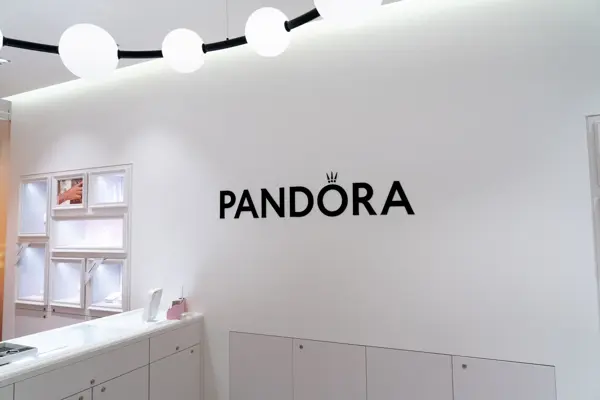 Bellas Hus, Pandora og Rotate på Swah Sandvika Storsenter