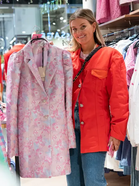 Janka Polliani plukker favoritter på Sandvika Storsenter