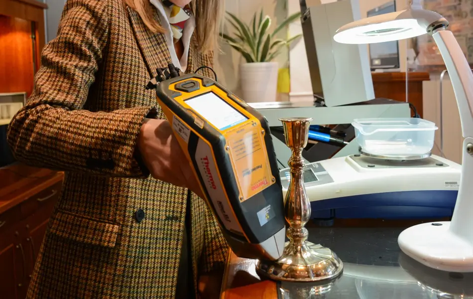 Maskin som måler metall i gjenstander