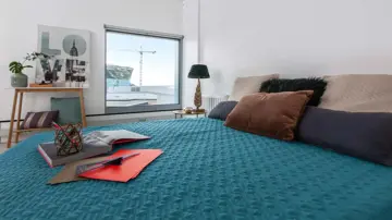 Interiør av seng på soverom i Diagonale