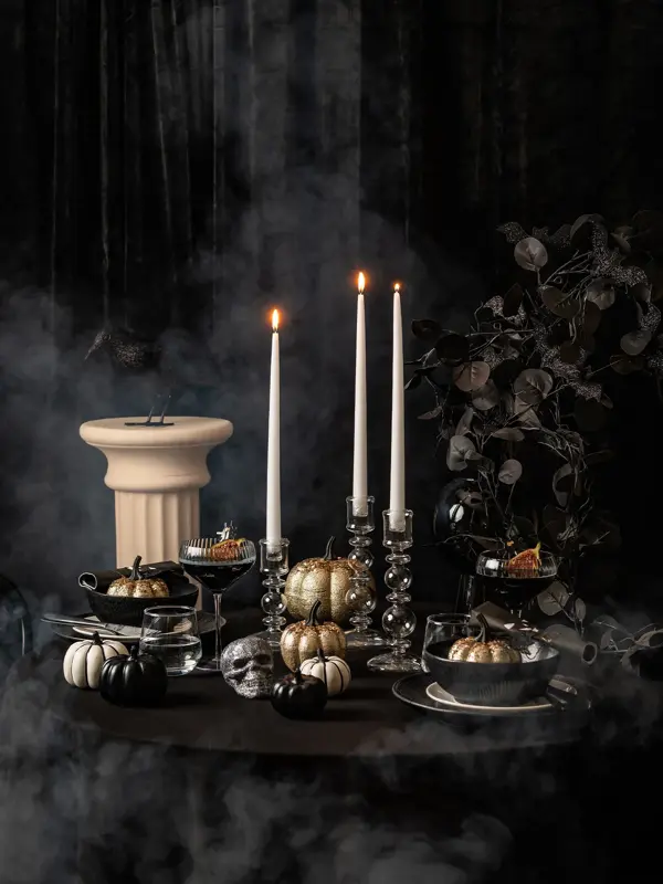 Tildekket bord til halloween