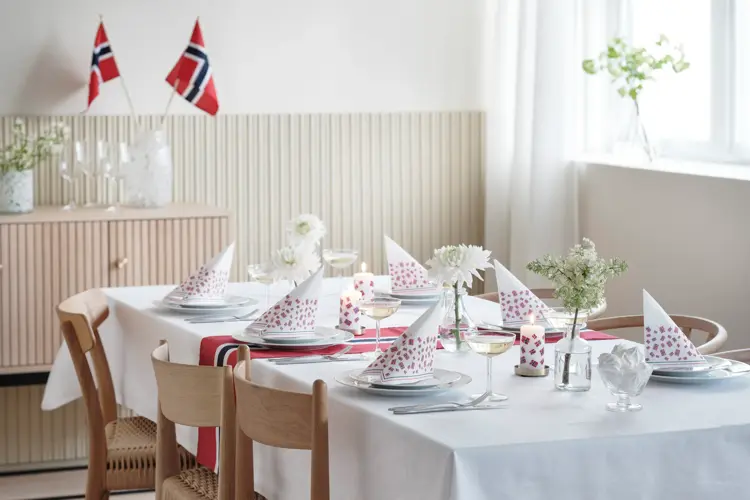 Klassisk bord til 17.mai! 