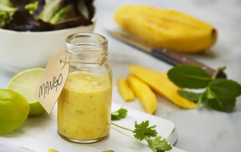 Mangodressing i glass