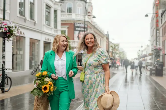 Sommer på Sandens_2022_victorianevland.no02.jpeg