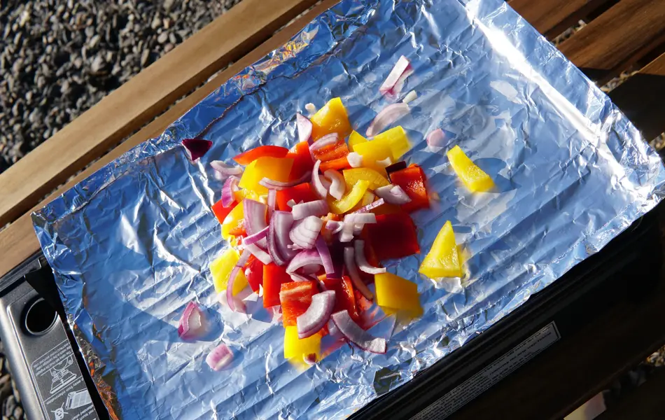 grønnsaker pakket i aluminiumsfolie