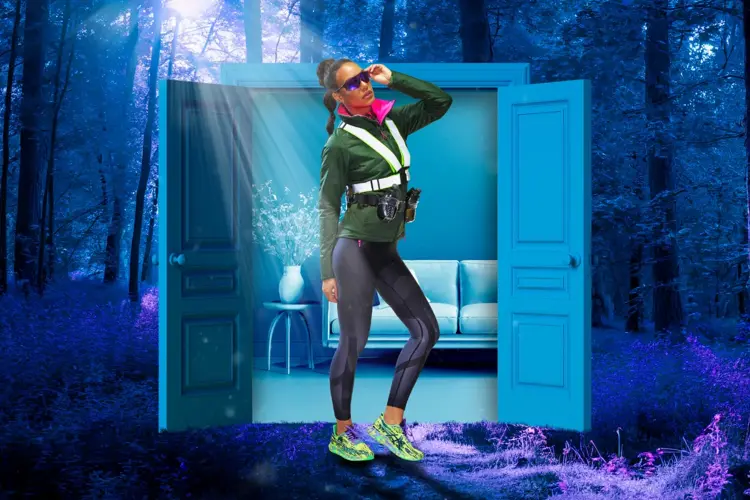 Dame i treningsklær