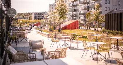 Bilde utenfor en kafé i Lørenskog