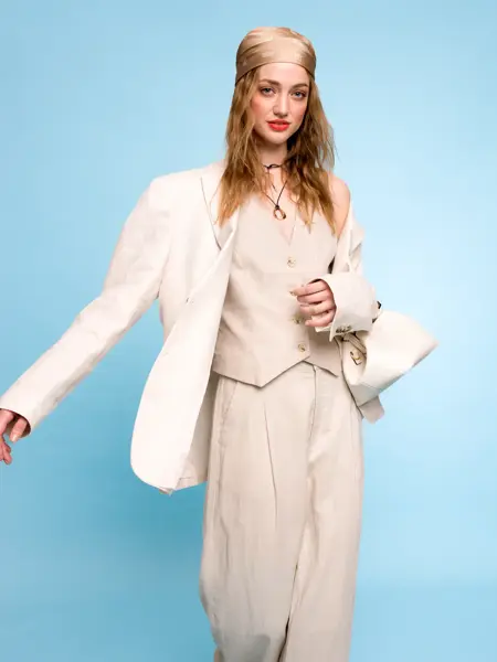 Dame som viser vårmote