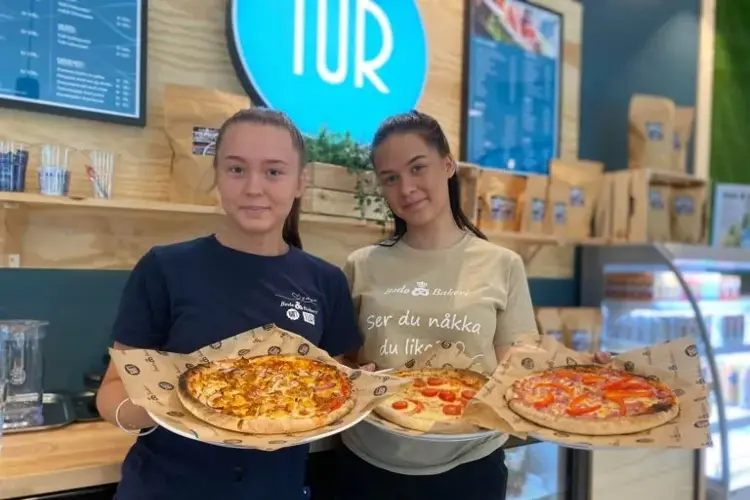 Tur Kafé åpner på Koch