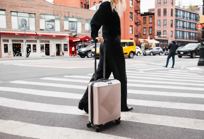 North-Pioneer_7110102-Champagne_M10