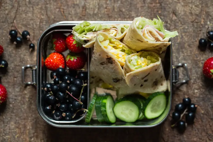 Ida-Gran Jansen viser hvordan du lager en enkel matpakke med fylte lomper