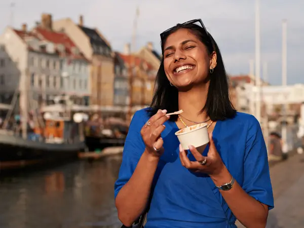 na_er_det_disse_fargene_som_gjelder_blaa_topp_4.3