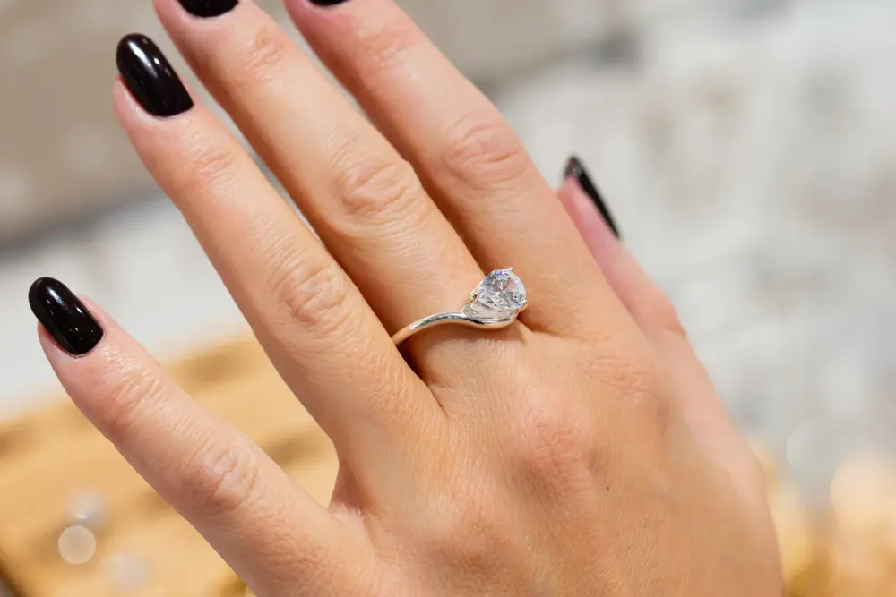 Glitter ring med bølger og en sten 599-1-Edit