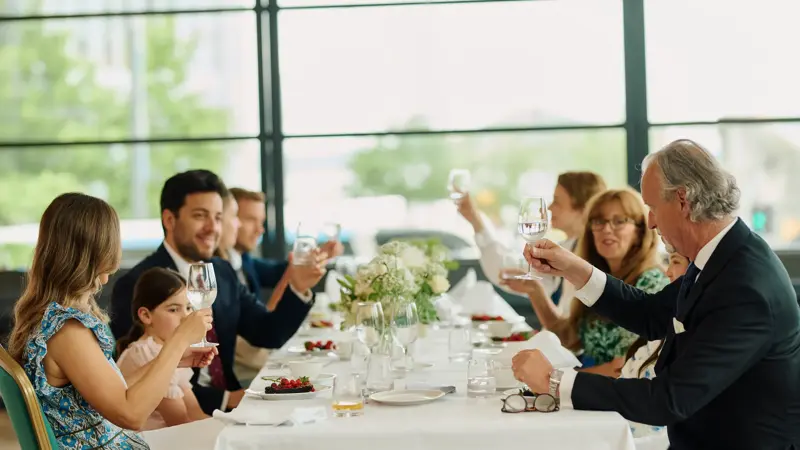 Rettigheter: ingen tidsbegrensning. Kan ikke brukes utendørsreklame.