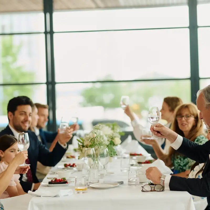 Rettigheter: ingen tidsbegrensning. Kan ikke brukes utendørsreklame.