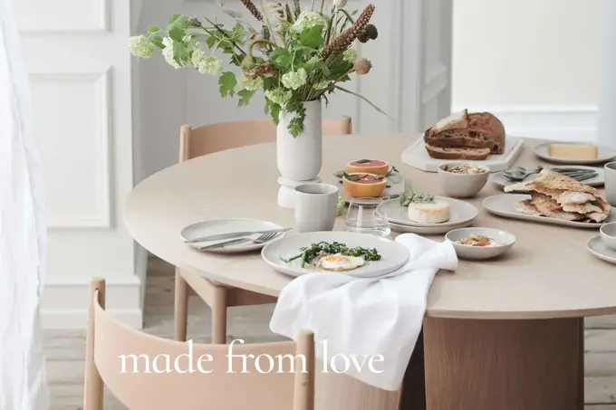 spisestuebord fra bolia