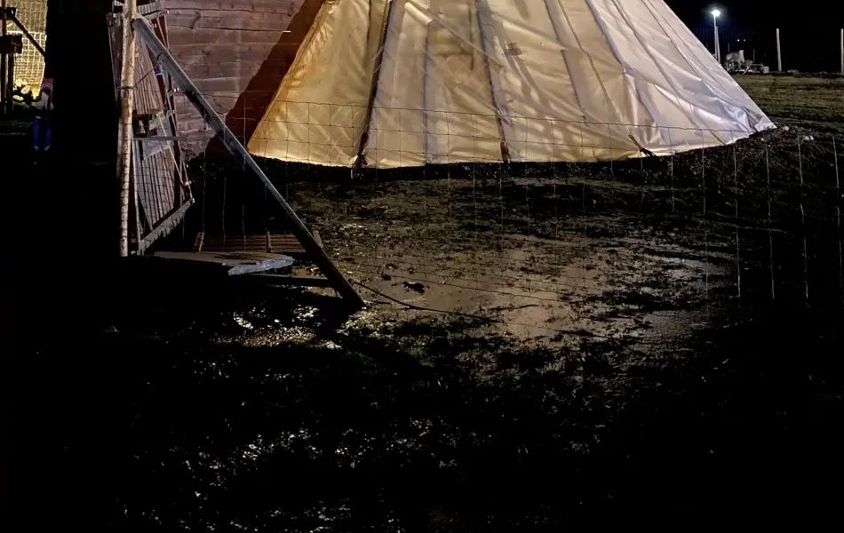 Sami Siida lavvo i mørket