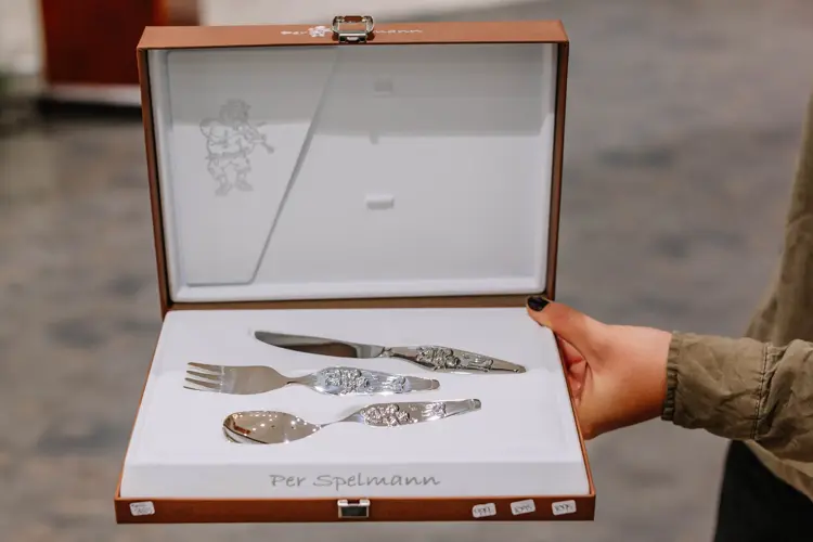 Skal du i dåp eller navnefest snart og lurer på hva du skal kjøpe? Fortvil ikke, vi har samlet noen fine gavetips!