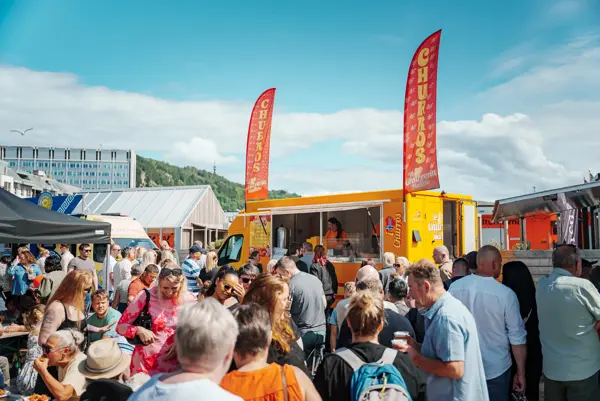 Bilder Food Truck Festival Oti