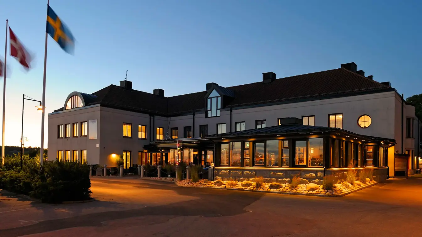 TPH Dockyard-Dockyard skymning verandan.jpg