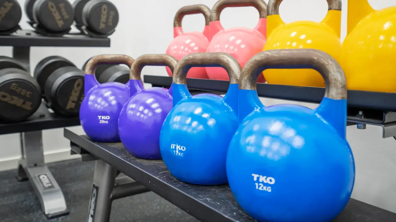 Kettlebellsvekter i treningsrom på Thon Hotel Bergen Airport