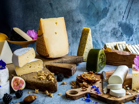 Produktbilde av ulike typer ost