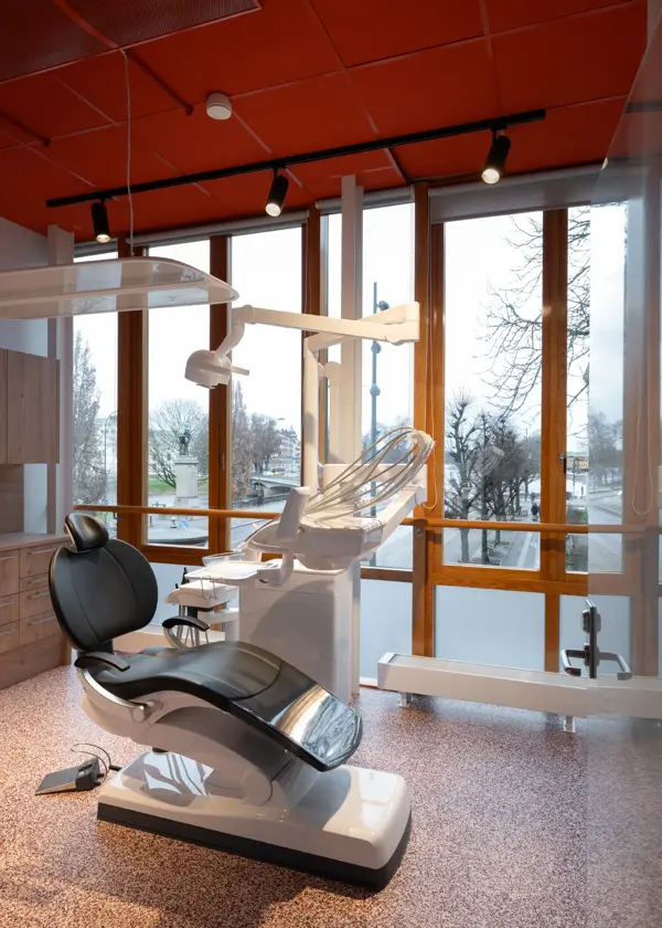 Aqua-Dental.png