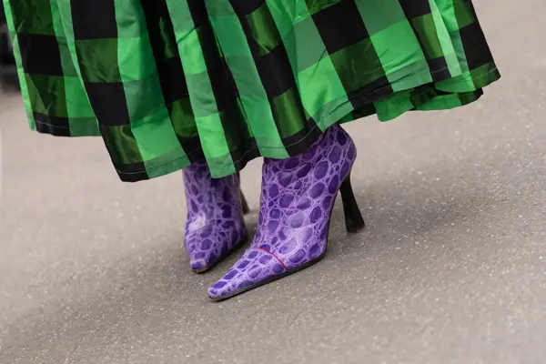 2025-10-22_vinterens_mote_til_dame_farge1_3.2