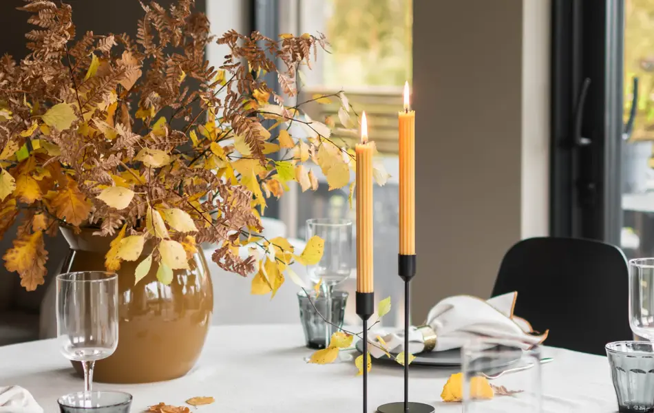 Tildekket bord til høsten