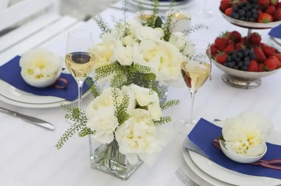 Pyntet bord til 17. mai