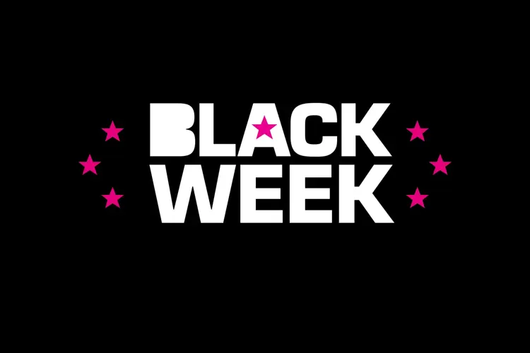 Svart bakgrunn med rosa stjerner og hvit tekst som sier "Black week" med store bokstaver